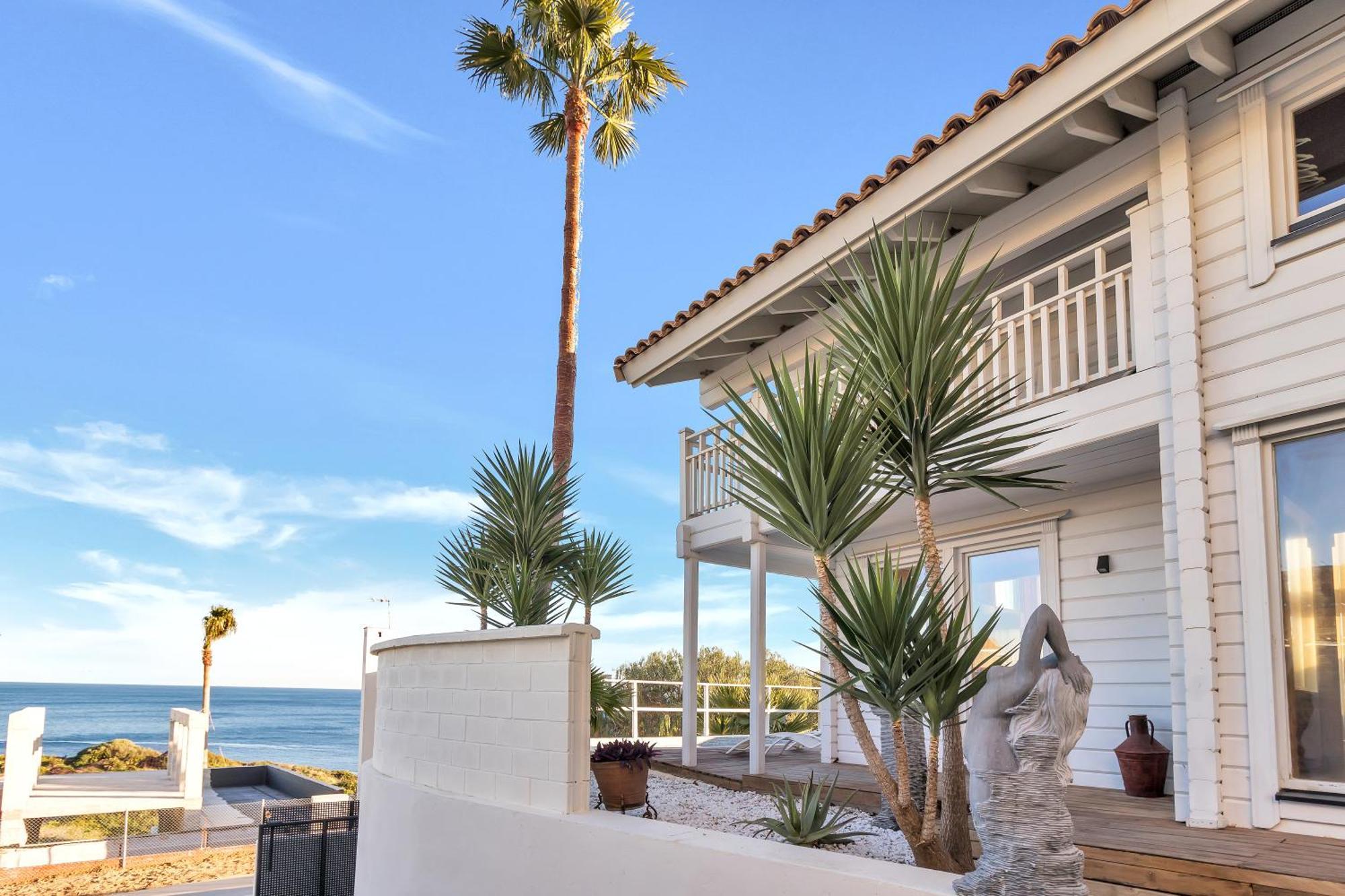 Increible Villa De Madera Con Vistas Al Mar Algeciras Exteriör bild